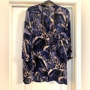 Chico’s Traveler Topper. Size 3. Like new.